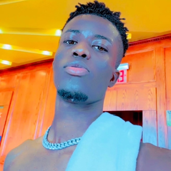 Meet your Posher, Samuel - Picture 1 of 1